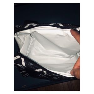 Vera Bradley Bags - VERA BRADLEY LUNCH BOX Vera Bradley Bags - VERA BRADLEY LUNCH BOX